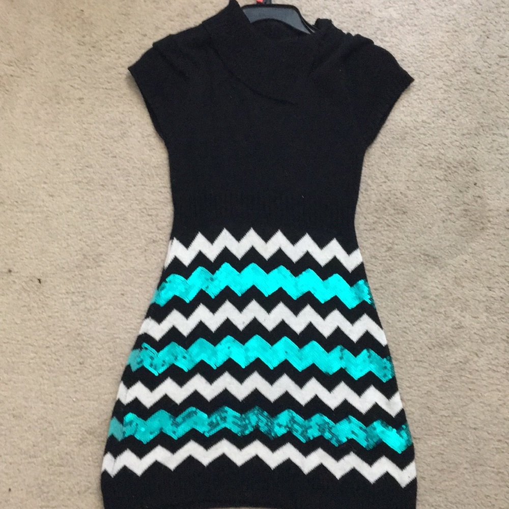 Junior’s Turtle Neck Holiday Dress